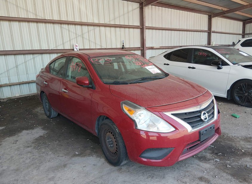 2015 Nissan Versa 1.6L photo