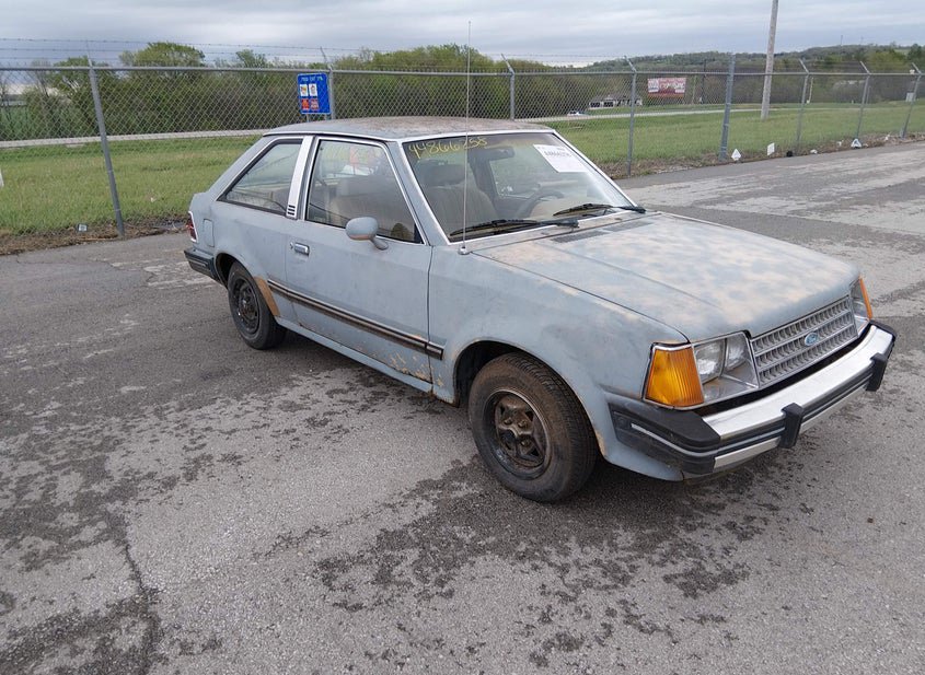 1984 Ford Escort 1.6L photo
