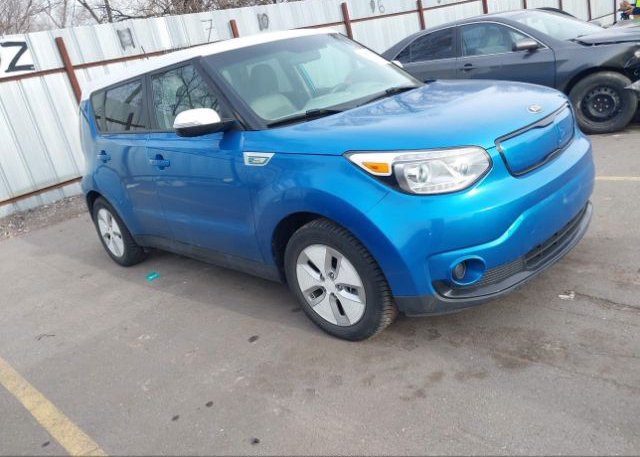 KNDJP3AE8G7016735 2016 KIA SOUL EV