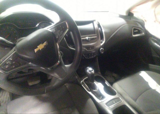 2018 CHEVROLET CRUZE VIN: 1G1BE5SM6J7151689