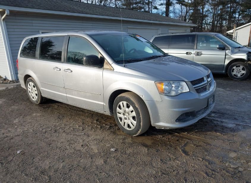 2017 DODGE GRAND CARAVAN SE photo