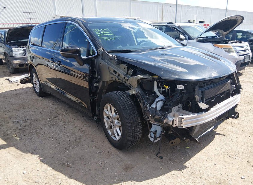 2023 Chrysler Pacifica 3.6L photo