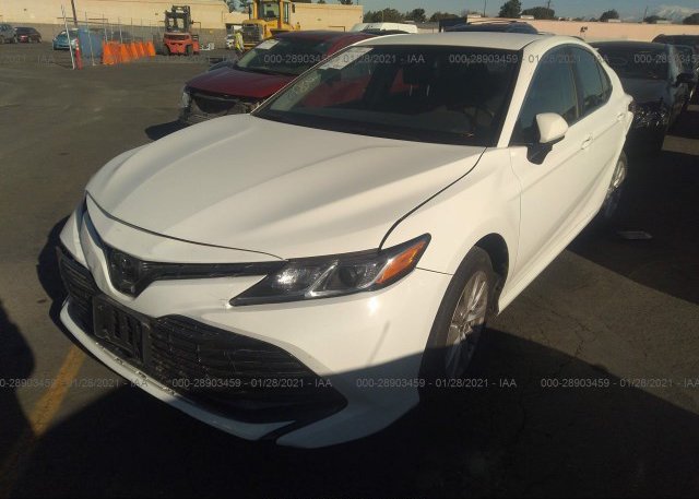 из сша 2018 TOYOTA CAMRY JTNB11HK8J3041120
