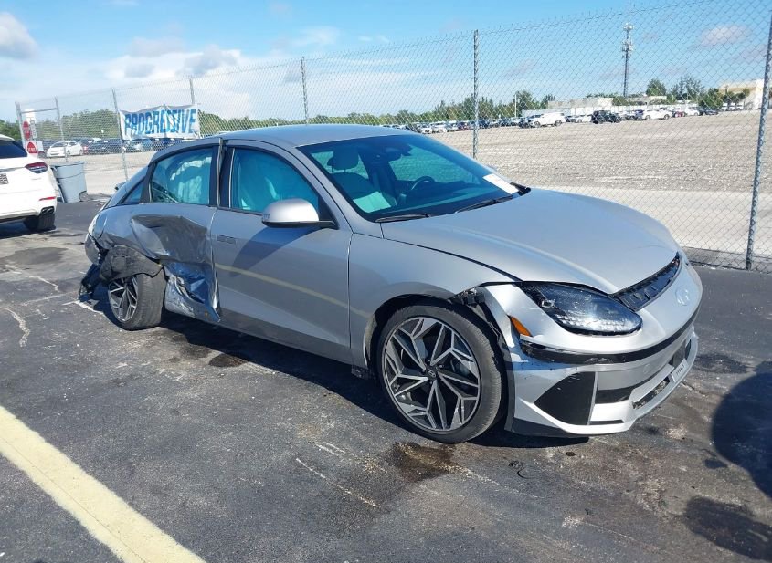 2023 HYUNDAI IONIQ 6 SEL photo