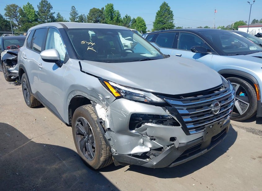 2025 Nissan Rogue 1.5L photo