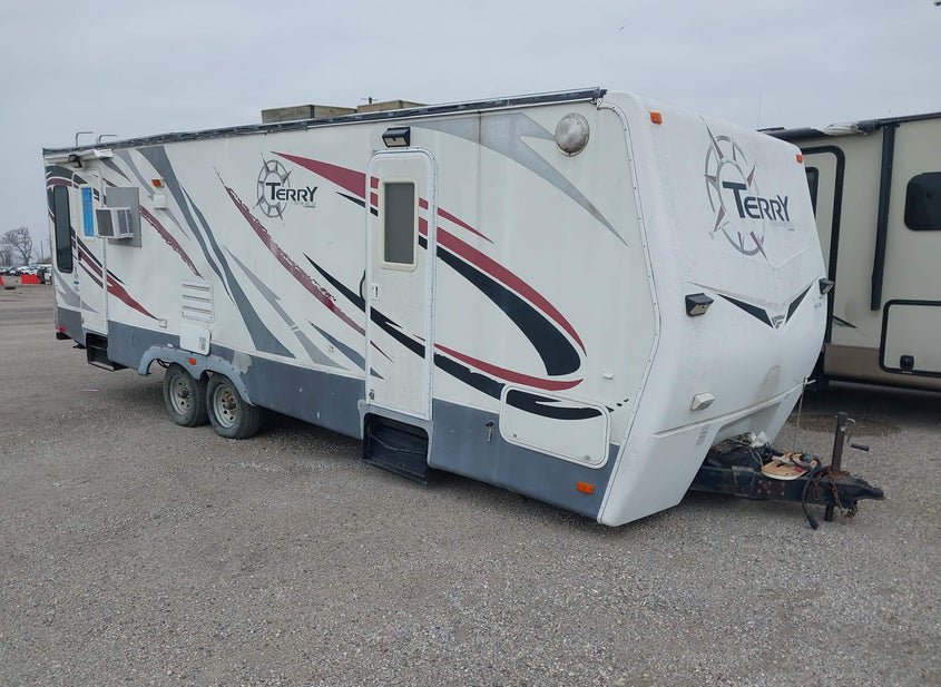 2008 HEARTLAND TERRY photo