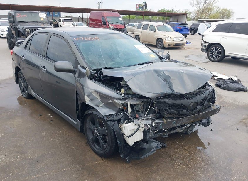 2012 Toyota Corolla 1.8L photo