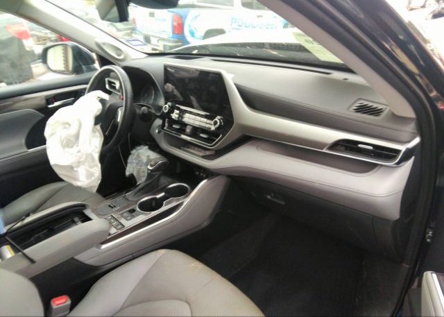 2021 TOYOTA HIGHLANDER(VIN: 5TDFZRAH5MS068449