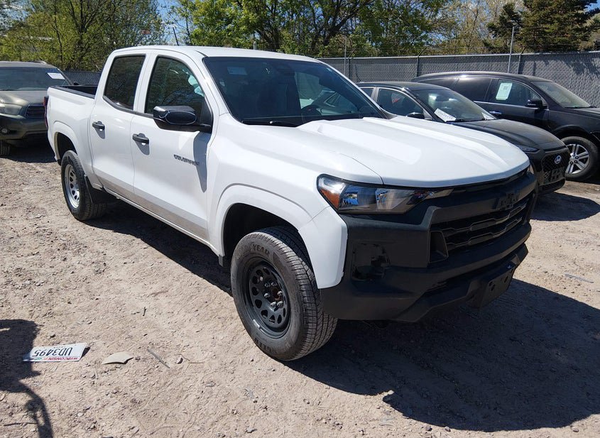 2023 Chevrolet Colorado 2.7L photo