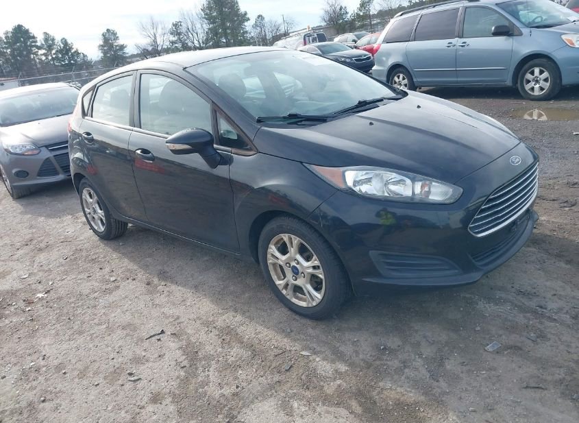 2015 FORD FIESTA SE photo