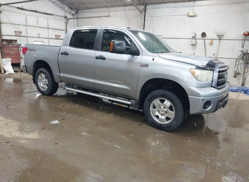2010 TOYOTA TUNDRA SR5 5.7L V8 photo