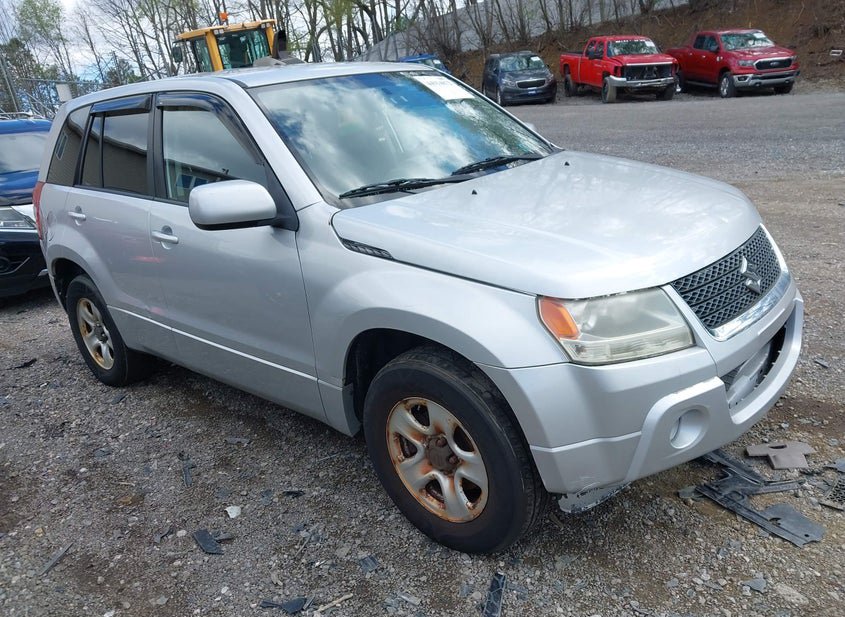 2011 Suzuki Grand Vitara 2.4L photo
