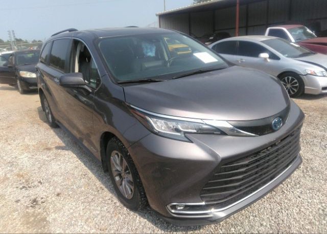 2021 TOYOTA SIENNA (VIN: 5TDYRKEC3MS073258)