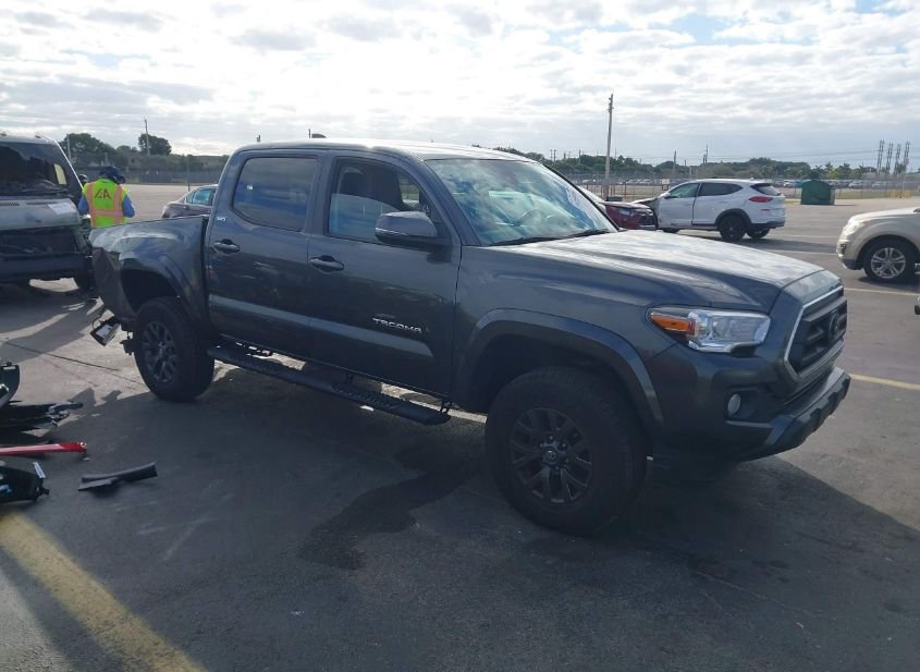 2022 TOYOTA TACOMA SR5 V6 photo