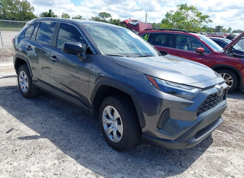 2023 TOYOTA RAV4 LE photo