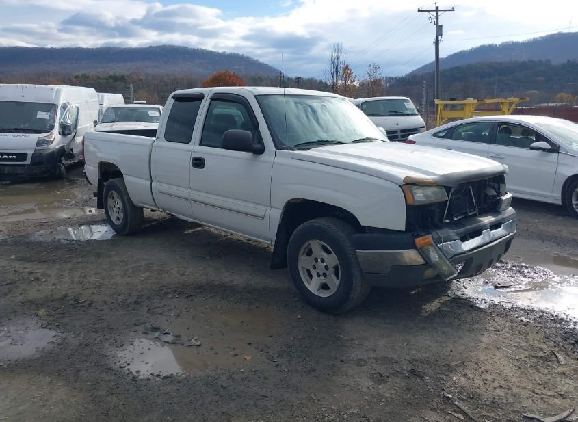 2004 CHEVROLET SILVERADO 1500 LS photo