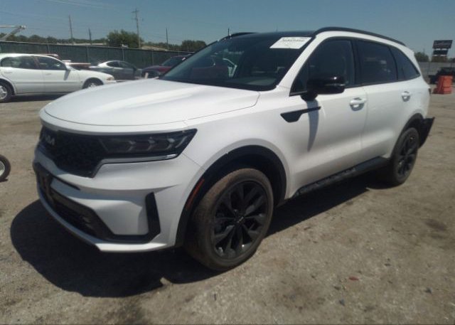 2022 KIA SORENTO(VIN: 5XYRKDLF5NG104834