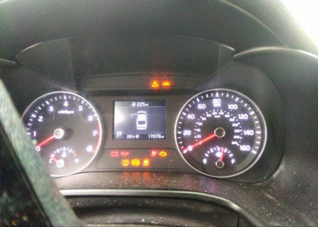 2021 KIA FORTE(VIN: 3KPF24AD1ME271255
