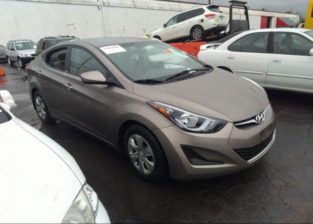 5NPDH4AE9GH776989 2016 HYUNDAI ELANTRA-0