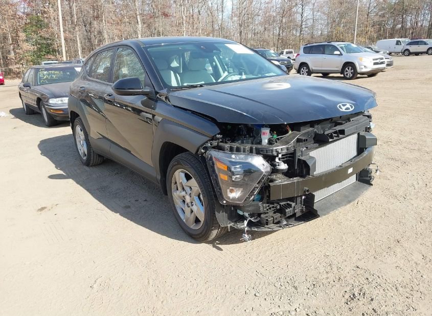 2025 HYUNDAI KONA SE photo