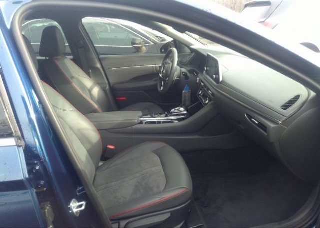 2021 HYUNDAI SONATA(VIN: 5NPEJ4J26MH063395