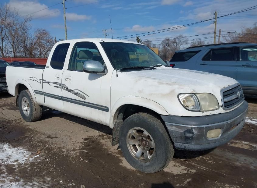 2000 TOYOTA TUNDRA SR5 V8 photo