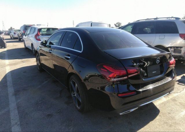 2022 MERCEDES-BENZ A-CLASS(VIN: W1K3G4EB9NJ333735