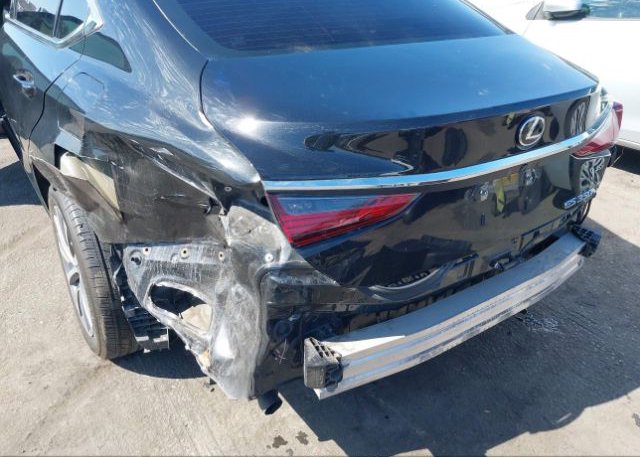 2021 LEXUS ES(VIN: 58ACZ1B18MU095814