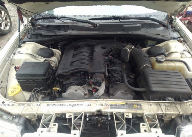 2C3CA5CV0AH164963 2010 CHRYSLER 300