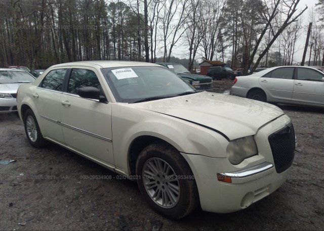 2C3CA5CV0AH164963 2010 CHRYSLER 300