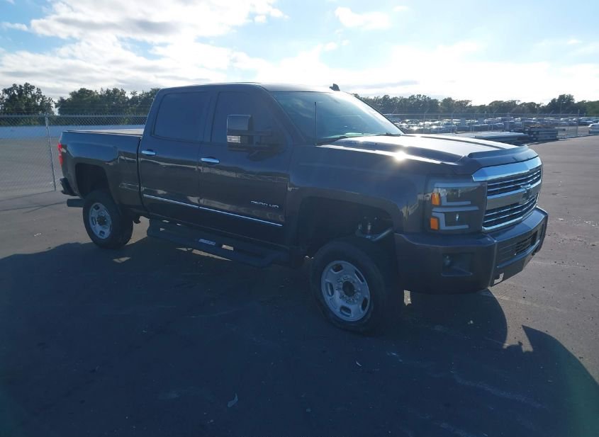 2015 CHEVROLET SILVERADO 2500HD LTZ photo