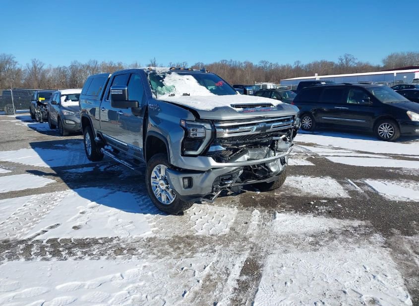 2024 CHEVROLET SILVERADO 2500HD 4WD  STANDARD BED HIGH COUNTRY photo