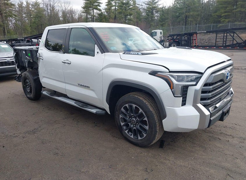 2024 Toyota Tundra Hybrid 3.4L photo