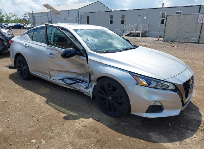 2019 NISSAN ALTIMA 2.5 SR photo