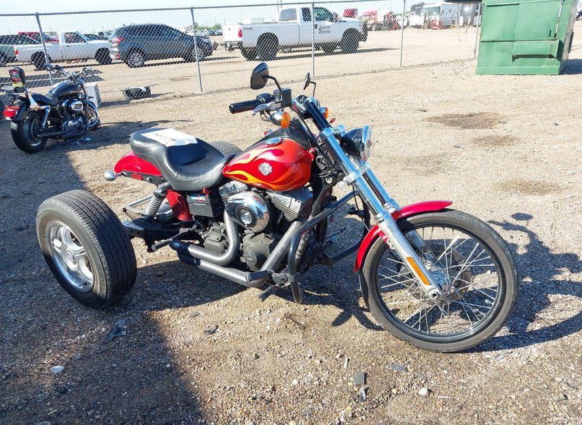 2012 Harley-Davidson Fxdwg 2 photo