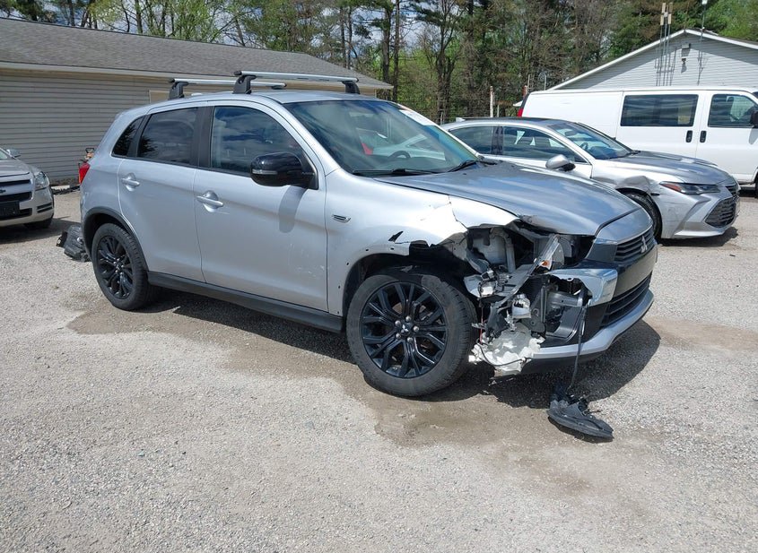 2017 Mitsubishi Outlander Sport 2.0L photo