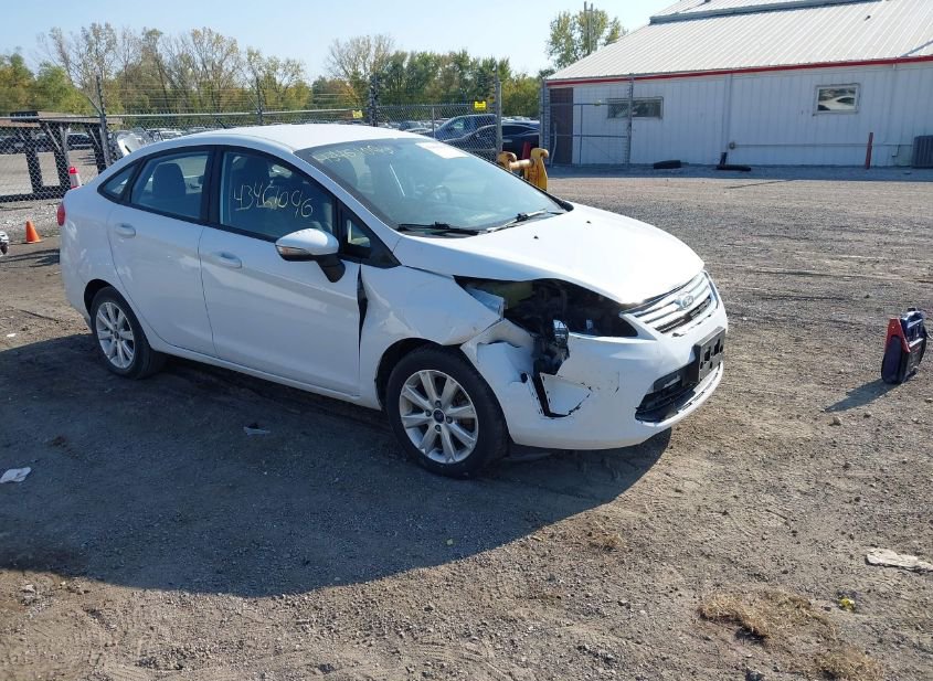 2013 FORD FIESTA SE photo