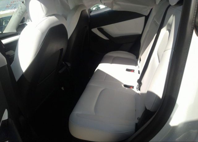 2021 TESLA MODEL Y(VIN: 5YJYGDEE8MF269638