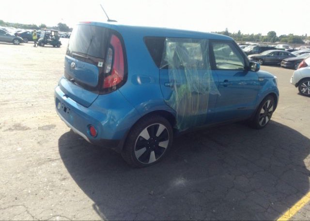 KNDJP3A58H7487348 2017 KIA SOUL-3