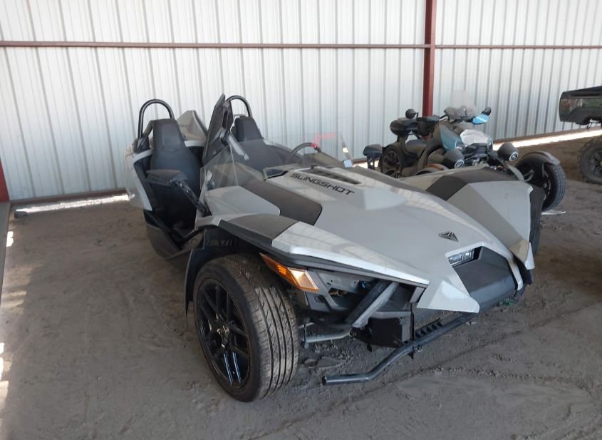 2022 POLARIS SLINGSHOT S WITH TECHNOLOGY PACKAGE photo