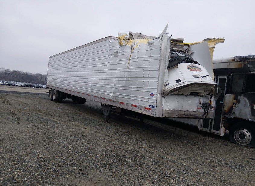 2024 Utility Trailer Mfg 53' Semi Trailer photo