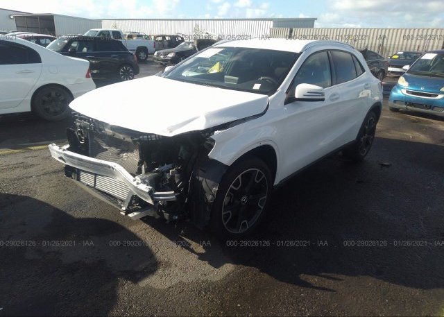 из сша 2020 MERCEDES-BENZ GLA WDCTG4EB5LJ656925