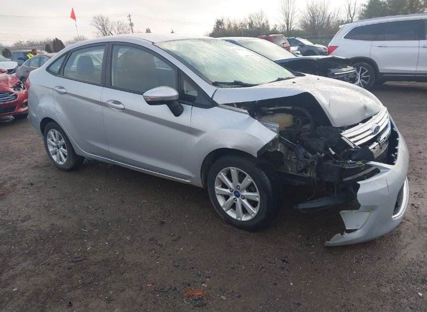 2013 FORD FIESTA SE photo