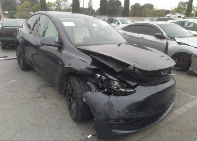 2022 TESLA MODEL Y (VIN: 7SAYGDEF2NF345271)
