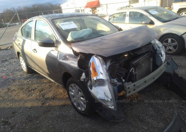3N1CN7AP4KL833957 2019 NISSAN VERSA SEDAN