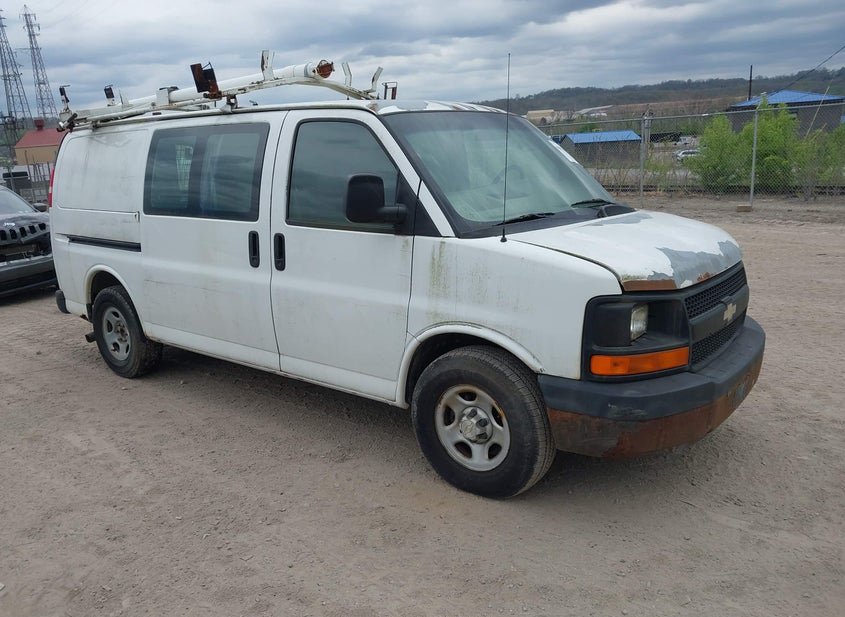 2007 Chevrolet Express 4.3L photo