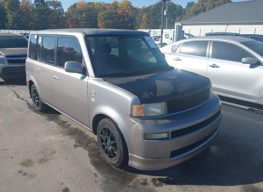2005 SCION XB photo