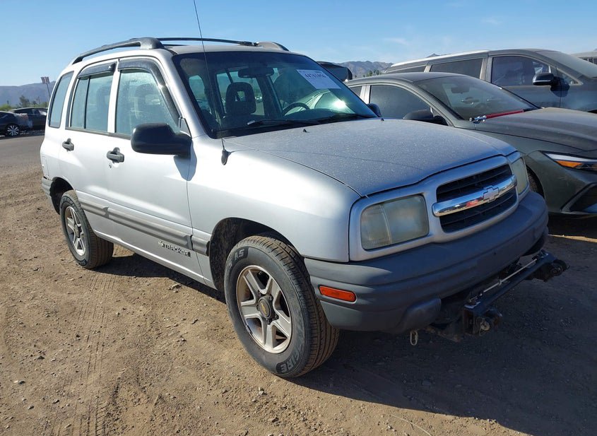 2002 Chevrolet Tracker 2.0L photo