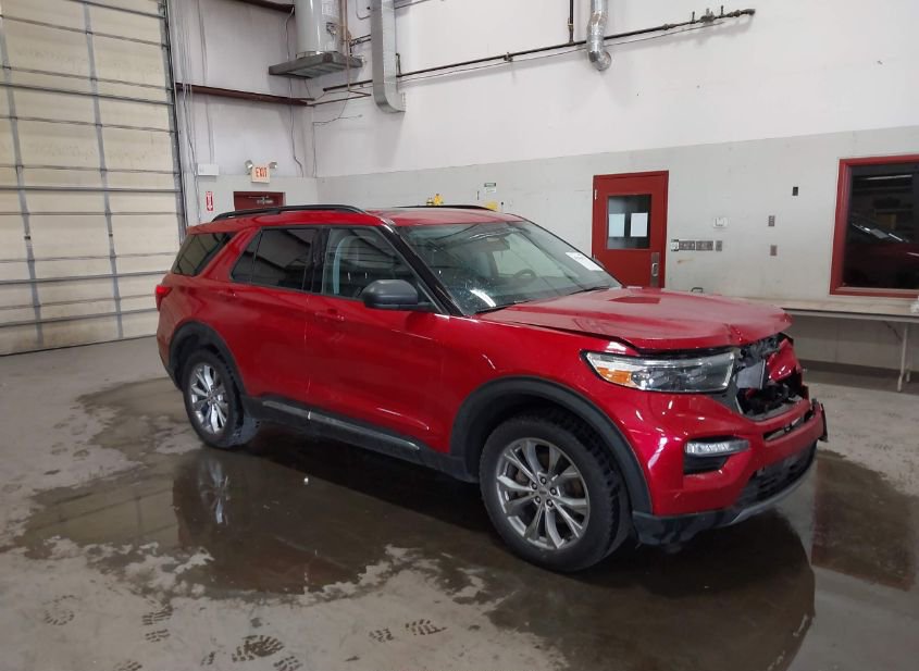 2022 FORD EXPLORER XLT photo