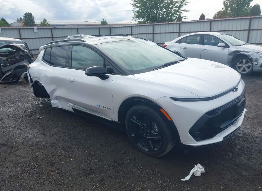 2025 CHEVROLET EQUINOX EV RS photo